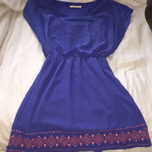 Francesca's Collections Dresses & Skirts - Francesca's flowy blue dress Francesca's Collections Dresses & Skirts - Francesca's flowy blue dress